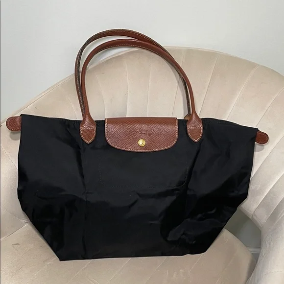 Large Black Longchamp Tote Bag - Picture 1 of 16